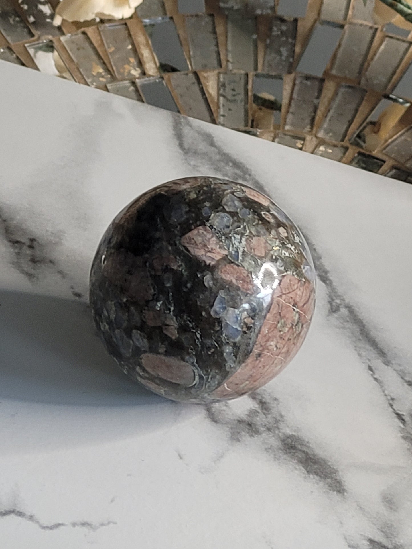 Rhyolite Spheres