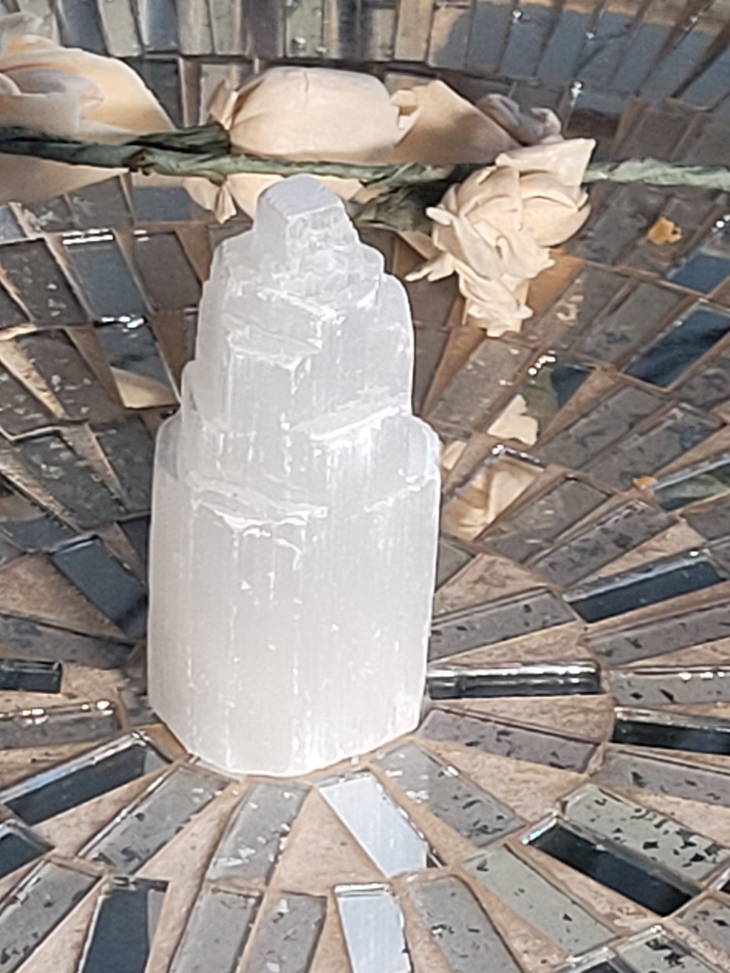 Selenite Tower 2.5